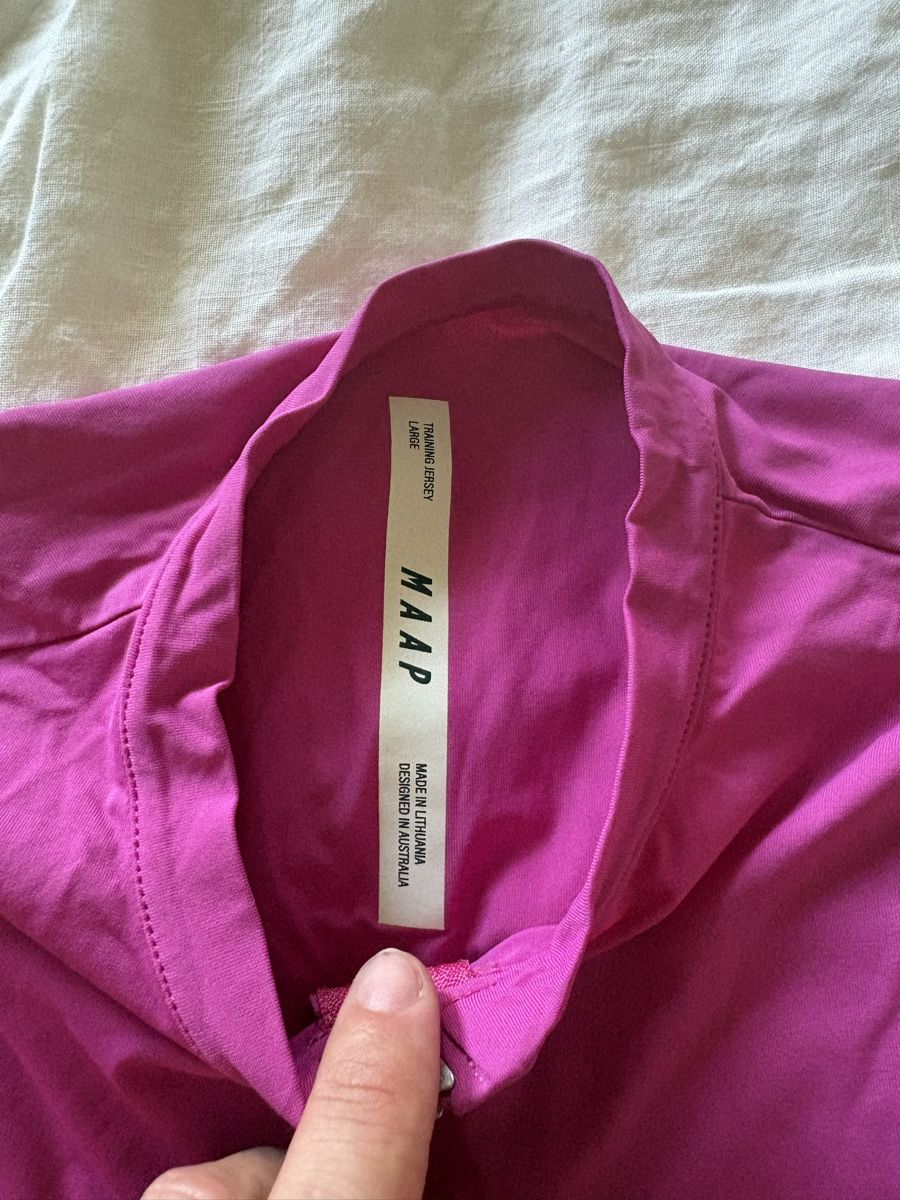 Leibchen & Hosen: Maap Jersey pink Grösse L – Neu (gemäss Beschreibung) aus Bern von sam_c78d 1