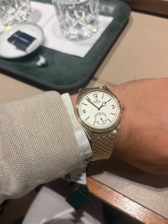 Orologi: Rolex 1908 Gold, neu 2026 – Nuovo e nell'imballaggio originale da Therwil venduto da 04e_vh7c