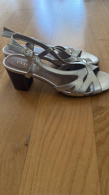 Scarpe da donna: Sandales à talons haut Cyrillus – Usato da Lausanne venduto da NadiaDebrot 3