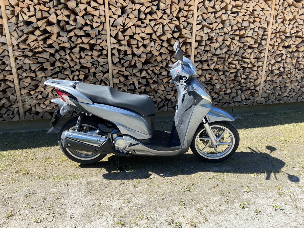 Honda Scooters: Honda SH 300 ab MFK mit ABS – Gebraucht aus Altdorf UR von Figureetli 7