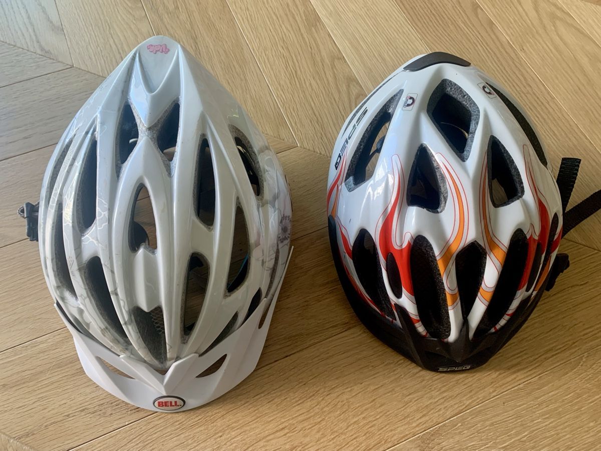 Bell Caschi: Velo Helmet (50-52) – Usato da Zürich venduto da Angela_Fashion_Lover