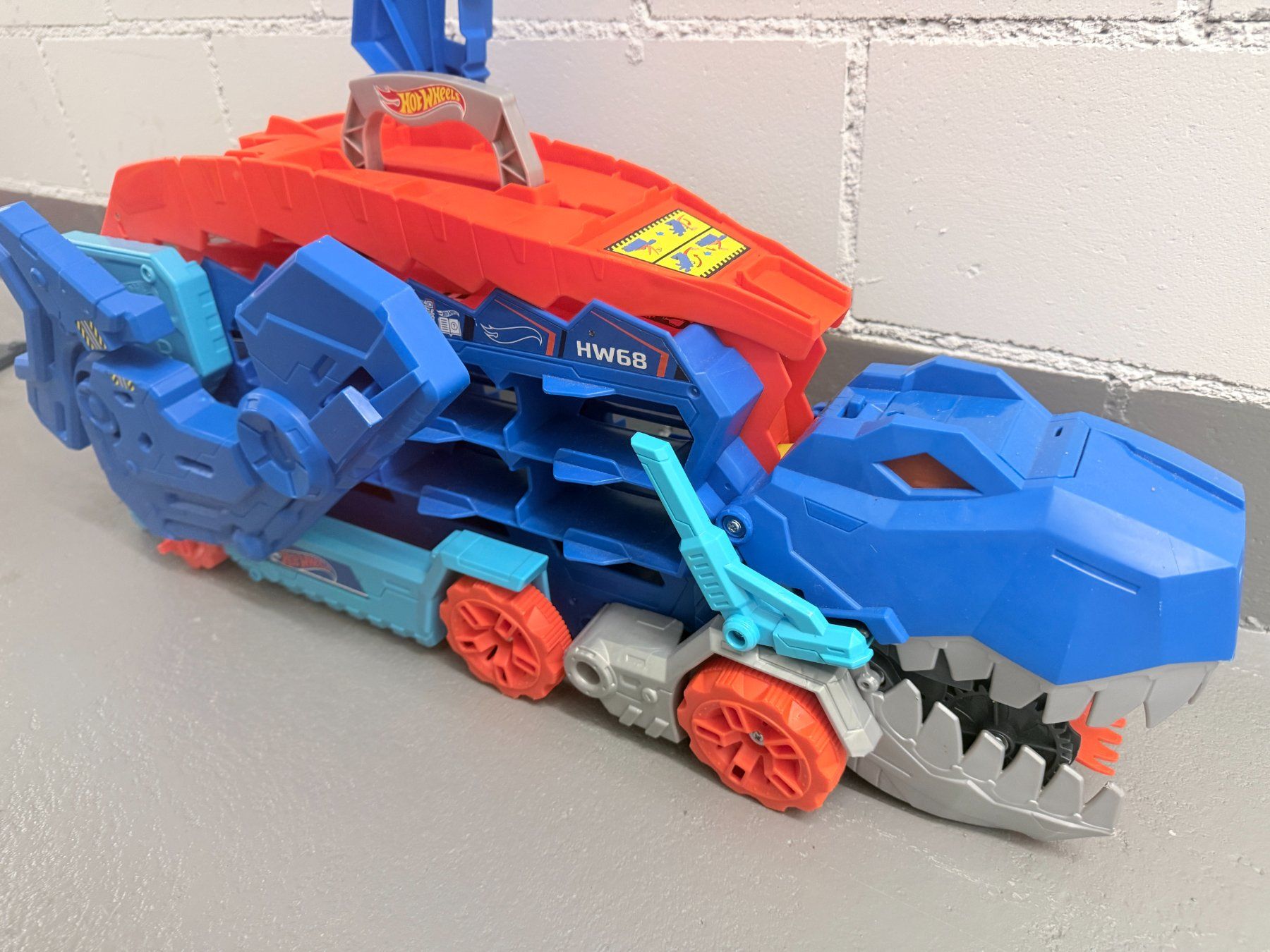 Hot Wheels Rennbahnen: Hot Wheels City Ultimative Transporter – Gebraucht aus Oftringen von din_8wdc