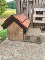 Keintierstall / Hundehütte