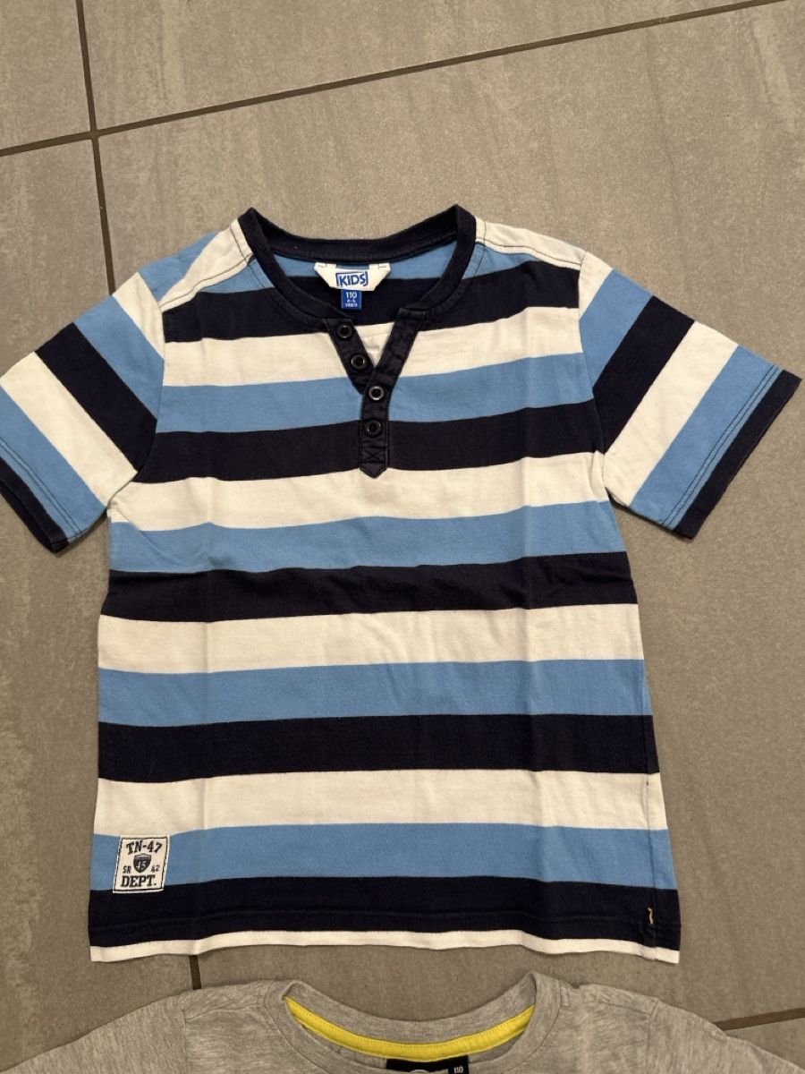 Camicie, T-shirt & Polo: T-Shirt Gr.110 – Usato da Pratteln venduto da Nala78 2