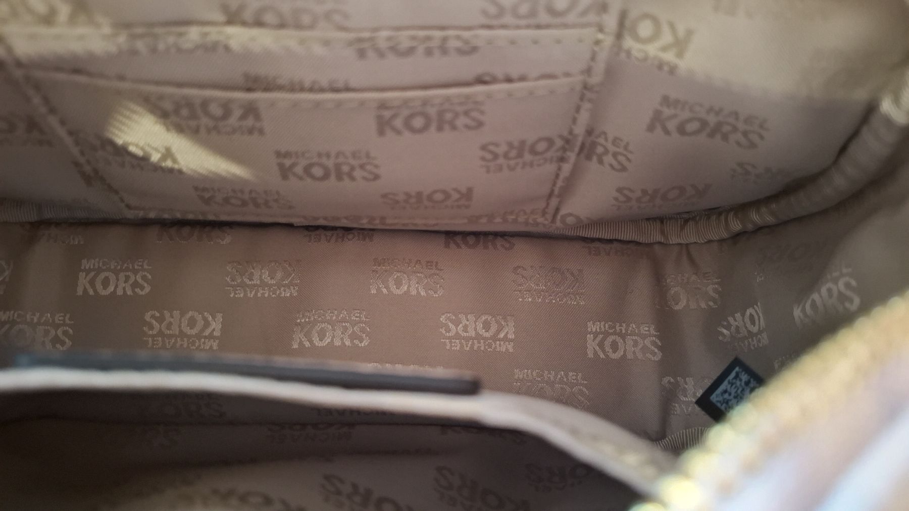 Michael Kors Borse da donna: Michael Kors Crossbody Bag – Nuovo (secondo la descrizione) da Balzers venduto da mackfose 4
