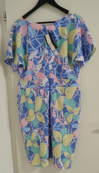 Robes: Kleid, Grösse 48 – Neuf (Voir description) à Dübendorf par AlinaMing 1