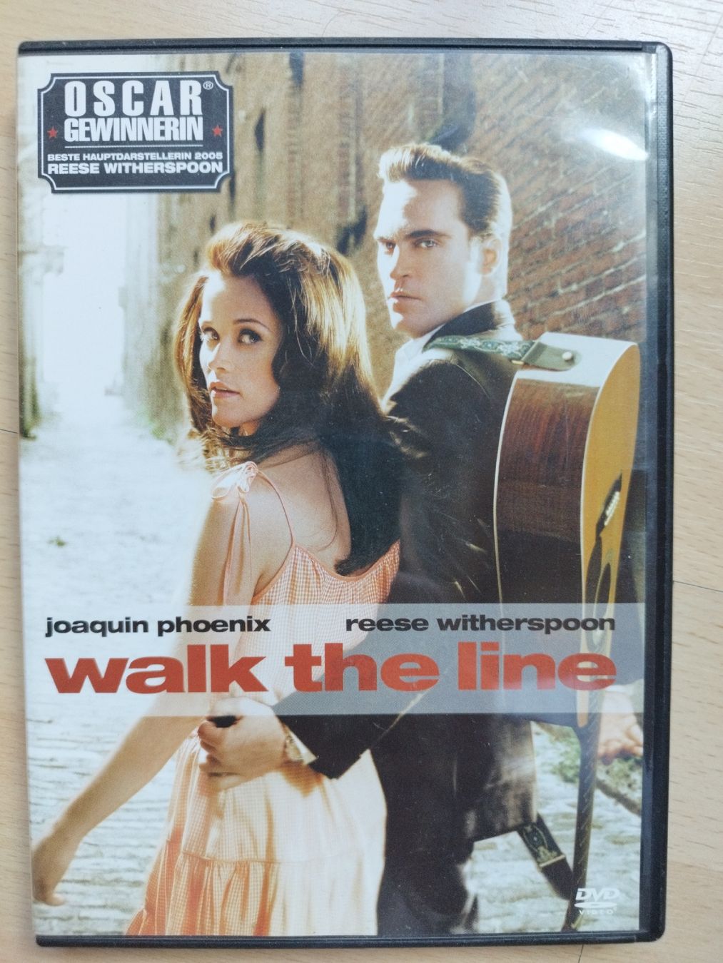 Tutti i DVDs: Walk the Line DVD - Joaquin Phoenix, Reese Witherspoon – Usato da Rhäzüns venduto da Badihuelsa