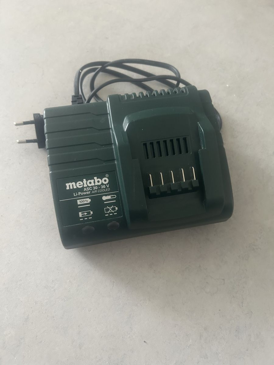 Metabo Caricatori & Batterie: Metabo 18V CAS Ladegerät – Usato da Hittnau venduto da Oracel