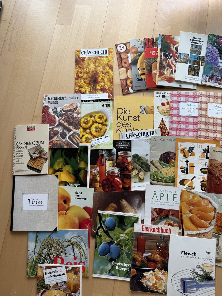 Bücher: 40+ Kochhefte & Rezeptbücher  – Gebraucht aus Bellmund von estrella01 1