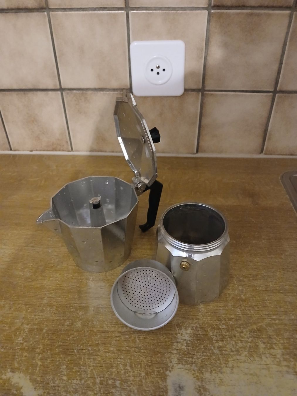 Machines à café & Machines à expresso: Espressokocher – D'occasion à Widnau par dan_w78n