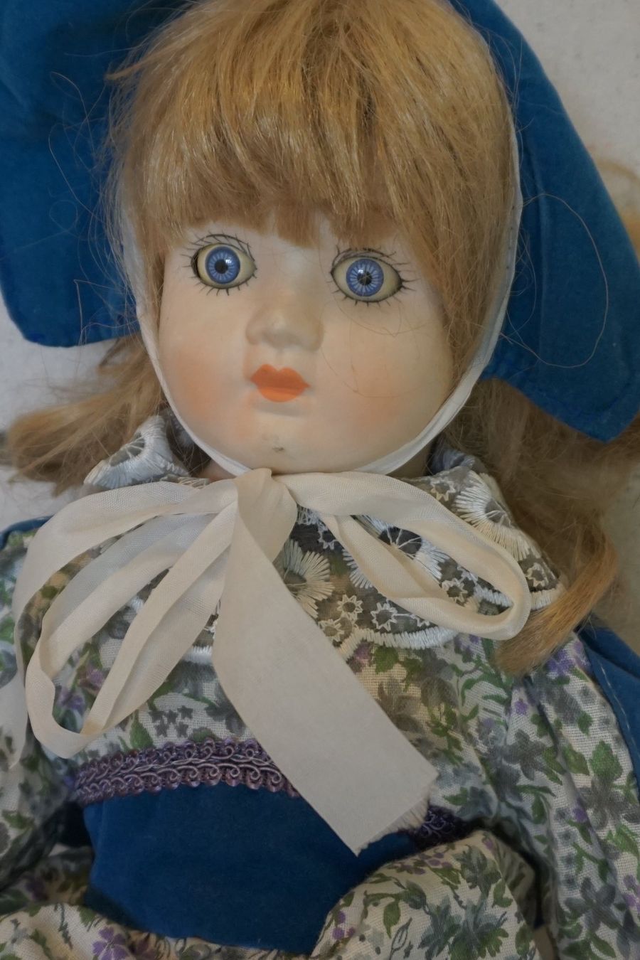 Bambole: Porzellan-Puppe – Difettoso da Giswil venduto da sowo60 3
