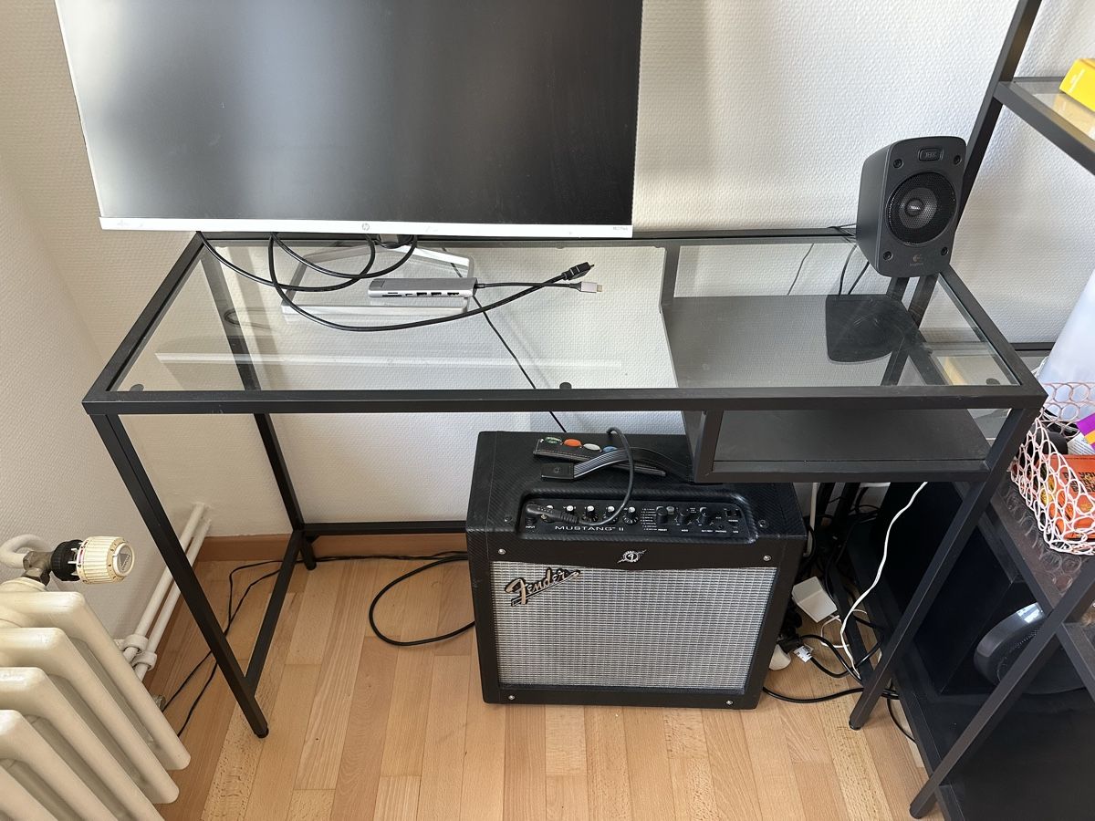 Schreibtische: Schmaler Schreibtisch – Gebraucht aus Zürich von ali_7sqw 1