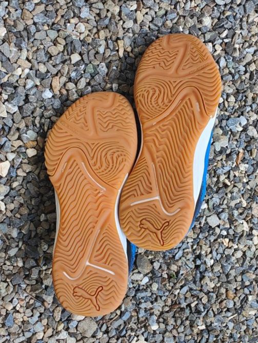 Puma Schuhe für Jungen: Hallenturnschuh Gr. 36 – Gebraucht aus Lostorf von prikyb 3