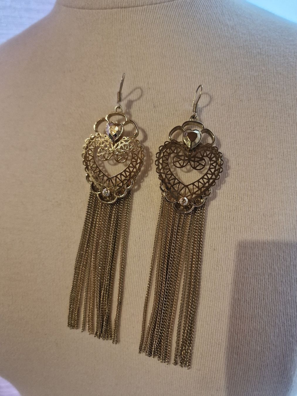 Orecchini pendenti & Orecchini a lobo: Boucles d'oreilles dorées – Usato da Perly venduto da dayna_46