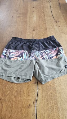 O’Neill Badehose🌴 Herren Shorts Grösse M, Top Zustand!