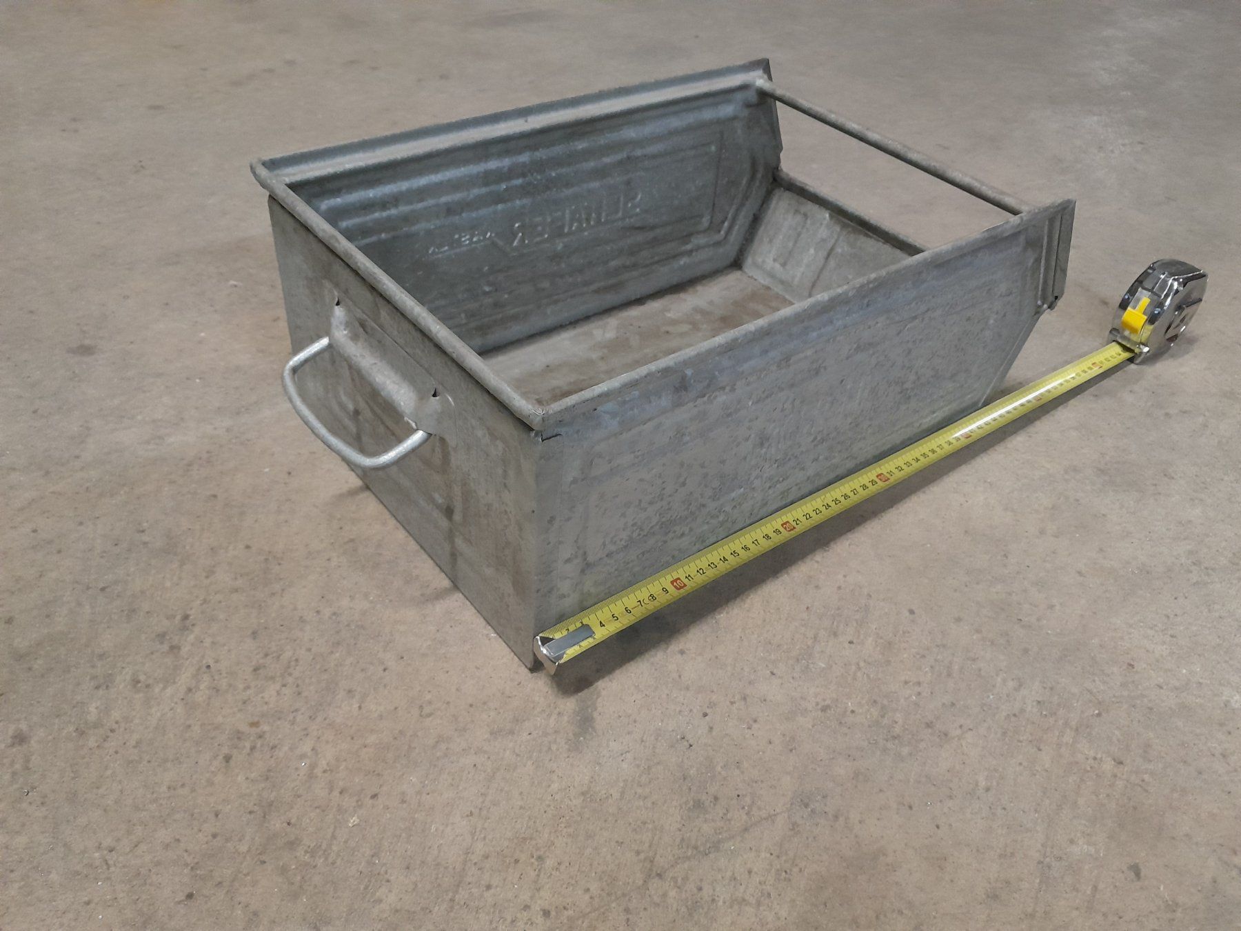 Altro in Decorazioni & Accessori: Schäfer Lager-Fix, grosse Metallboxe – Usato da Huttwil venduto da Modiste 2