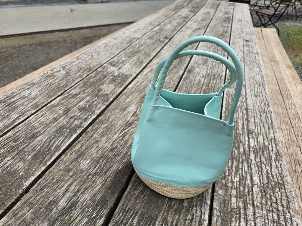 Borse da donna: Korb: Korbtasche Leder ciel-ANGEBOT – Nuovo (secondo la descrizione) da Romanshorn venduto da Rachacha 1