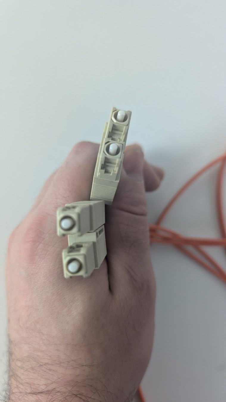 Cavi: Neuwertiges Glasfaserkabel - 2x2 Meter - Top – Usato da Zürich venduto da axolottchen 2