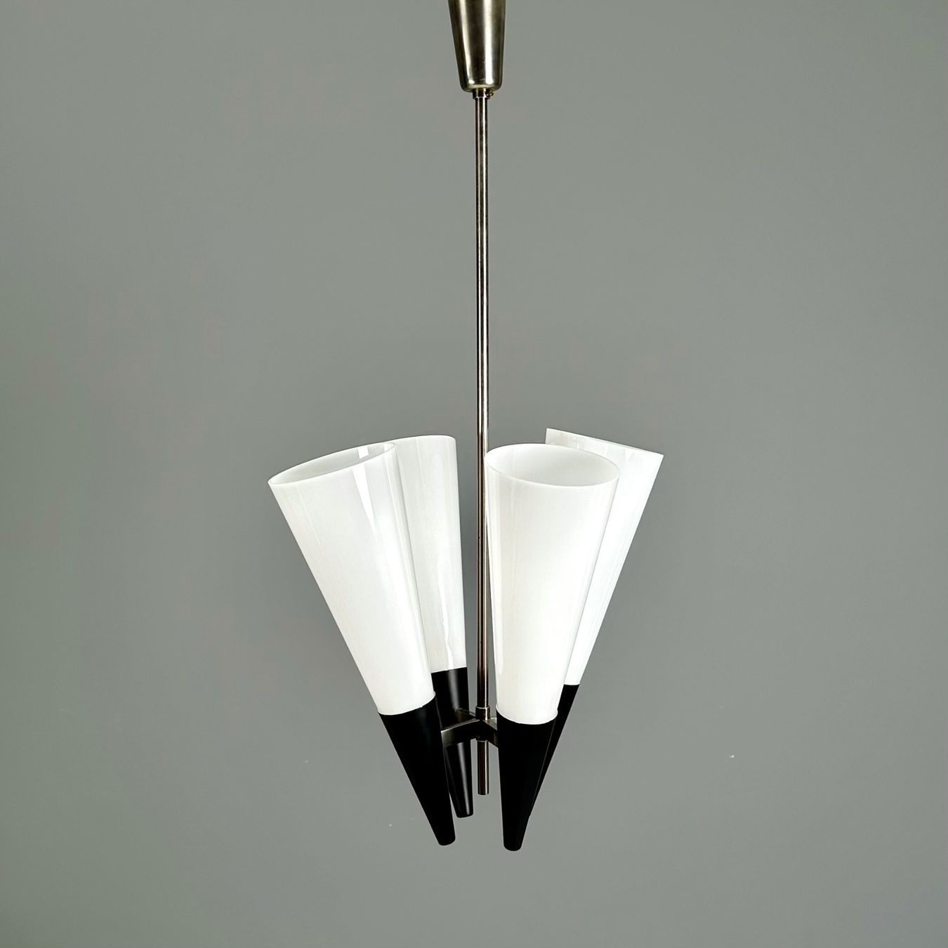 Lampadari & plafoniere: Midcentury Hängelampe – Usato da Uetikon am See venduto da StudioVintage