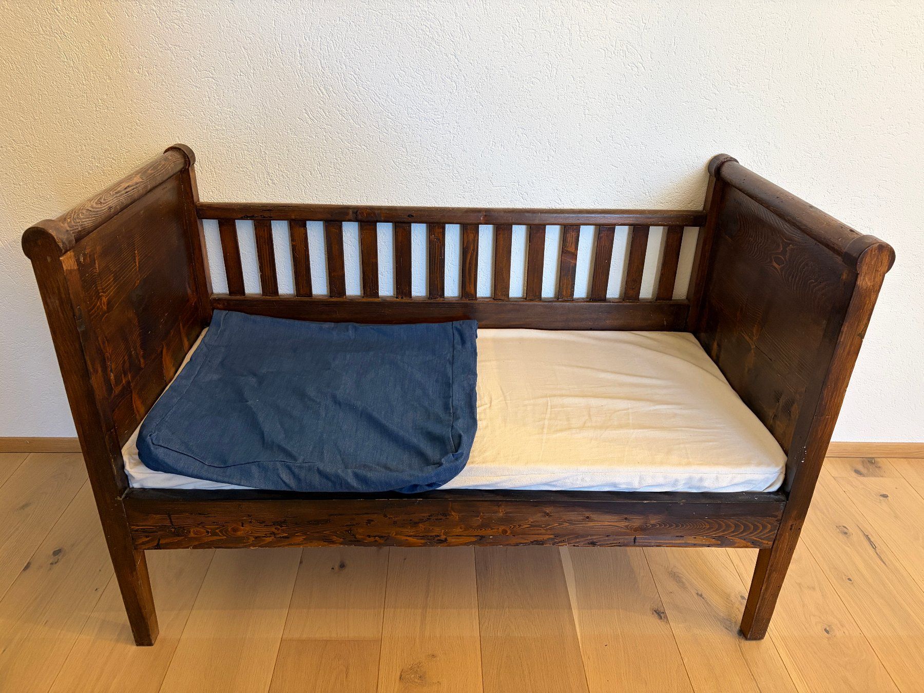 Divani: Kinder Sofa – Usato da Uerzlikon venduto da mon_686j 3
