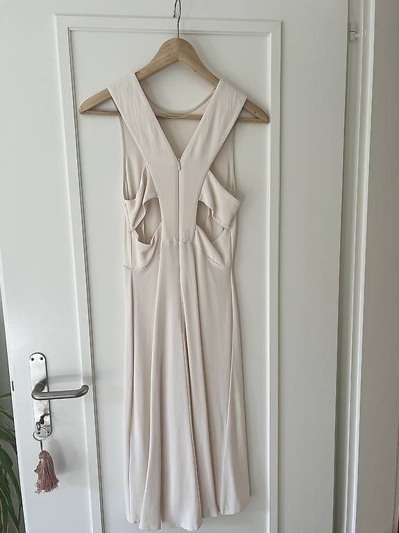 Kleider: Kleid (schlichtes)  – Gebraucht aus Zürich von Sofmas 1