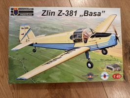 Modellbausatz Zlin Z-381 Basa