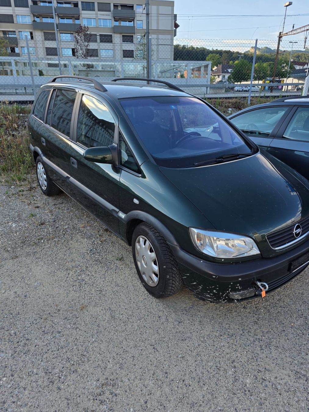 Opel Autos: Opel Zafira A – Défectueux à Aarburg par Vito73 1