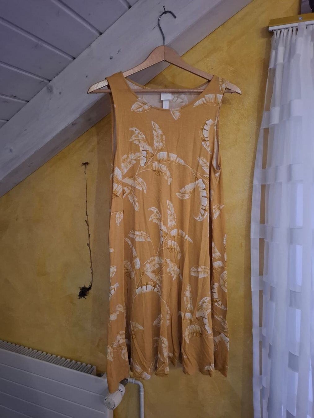 H&M Tops: Sommerkleid H&M Grösse XS – Gebraucht aus Nussbaumen AG von Stern666