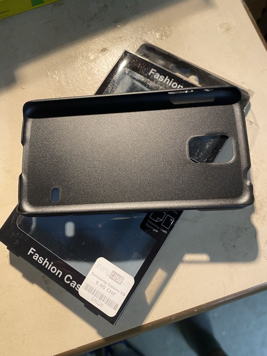 Samsung Cover & Protezioni schermo: Samsung Galaxy S 5 Cover – Nuovo e nell'imballaggio originale da Niederhasli venduto da lanzanese 1