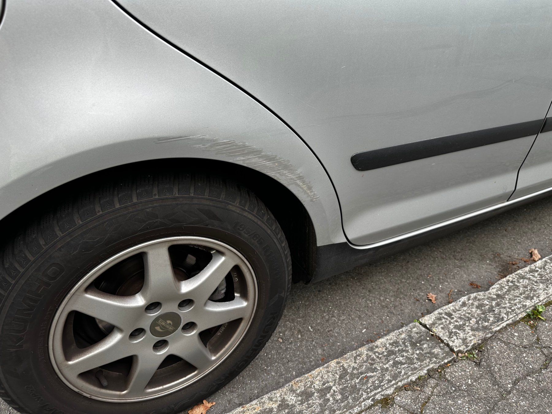 VW Automobili: VW Golf Plus !!!Motorschaden!!! – Usato da Langnau am Albis venduto da Beef 7