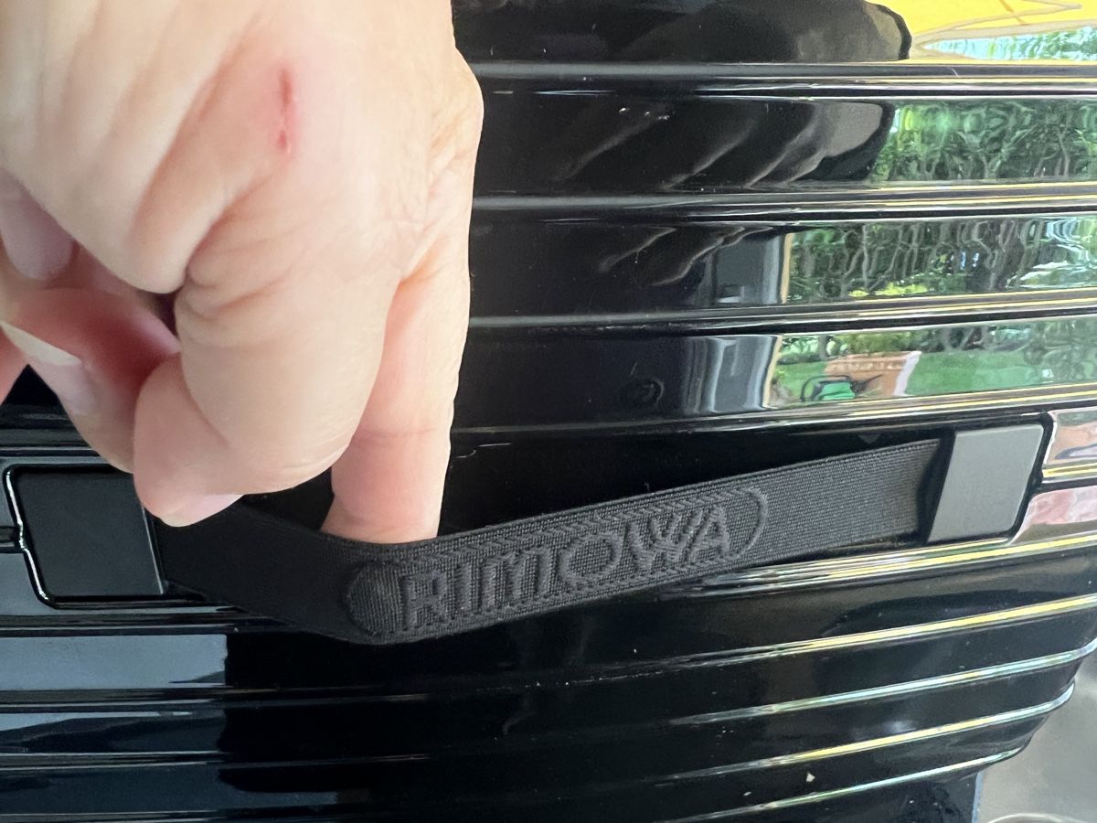 Rimowa Valigie: Rimowa Salsa Deluxe Kosmetikkoffer & Tragegurt – Nuovo (secondo la descrizione) da Bonaduz venduto da Malves10 1
