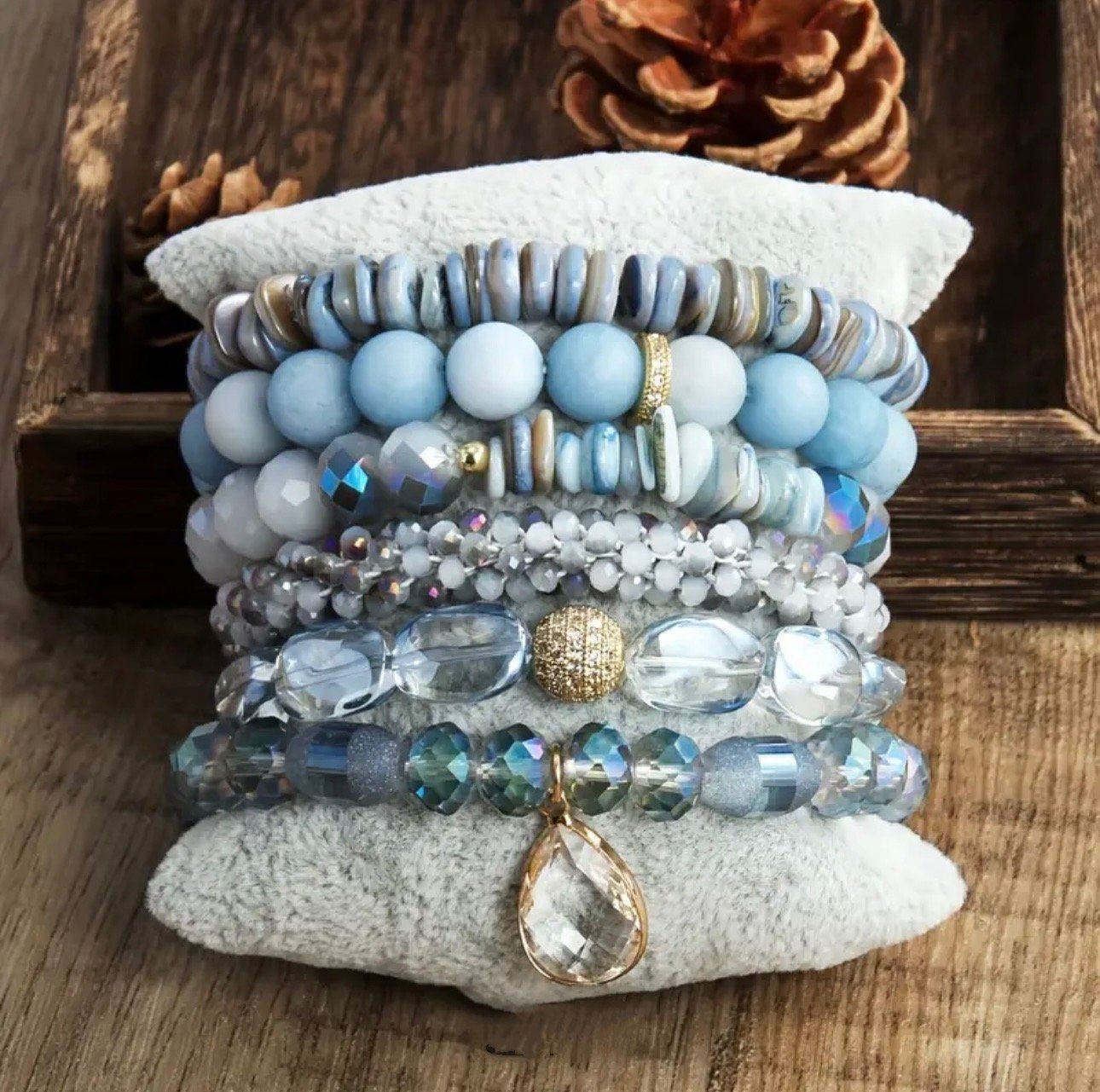 Bracciali & Braccialetti: Mega schönes Chic Armband Set 6tlg. NEU – Nuovo (secondo la descrizione) da Oberwil-Lieli venduto da Svetlana28 2