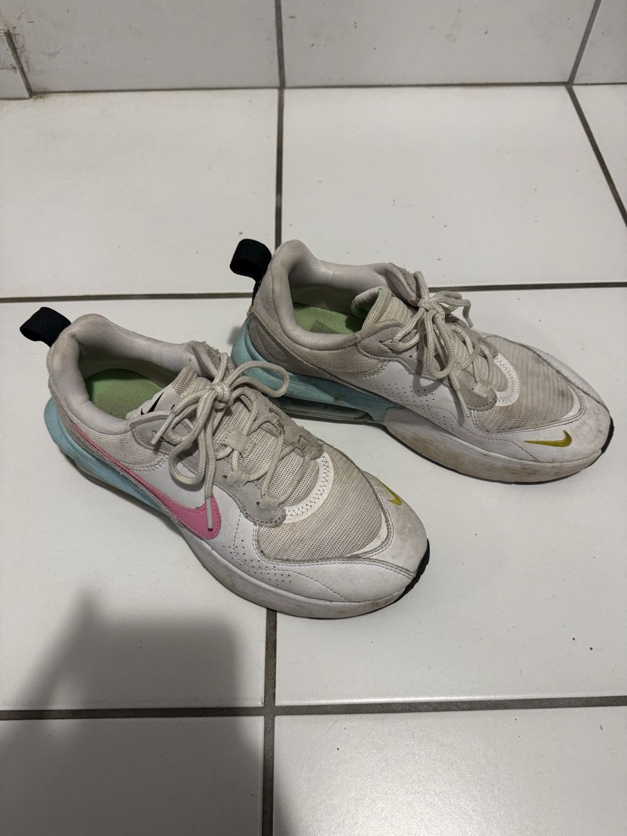 Nike Scarpe da donna: Nike Sneakers Gr.39 – Usato da Port venduto da Leni130 1