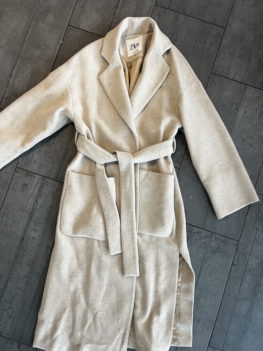 Zara Cappotti: Zara belted coat. Size S. Elegant Autumn style. – Usato da Ostermundigen venduto da mar_6bs5 3