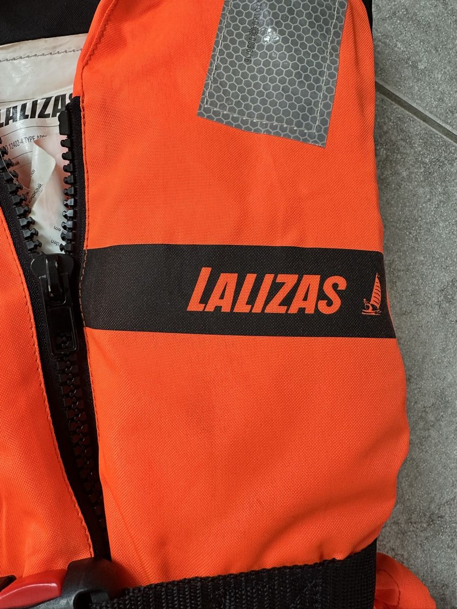 Giubbotti di salvataggio: Lalizas Rettungsweste 15-30 kg – Usato da Birr venduto da YMCA123 1