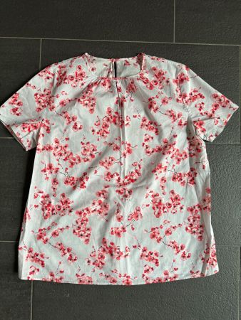 Leichte sommerliche Liberty Print Bluse im besten Zustand