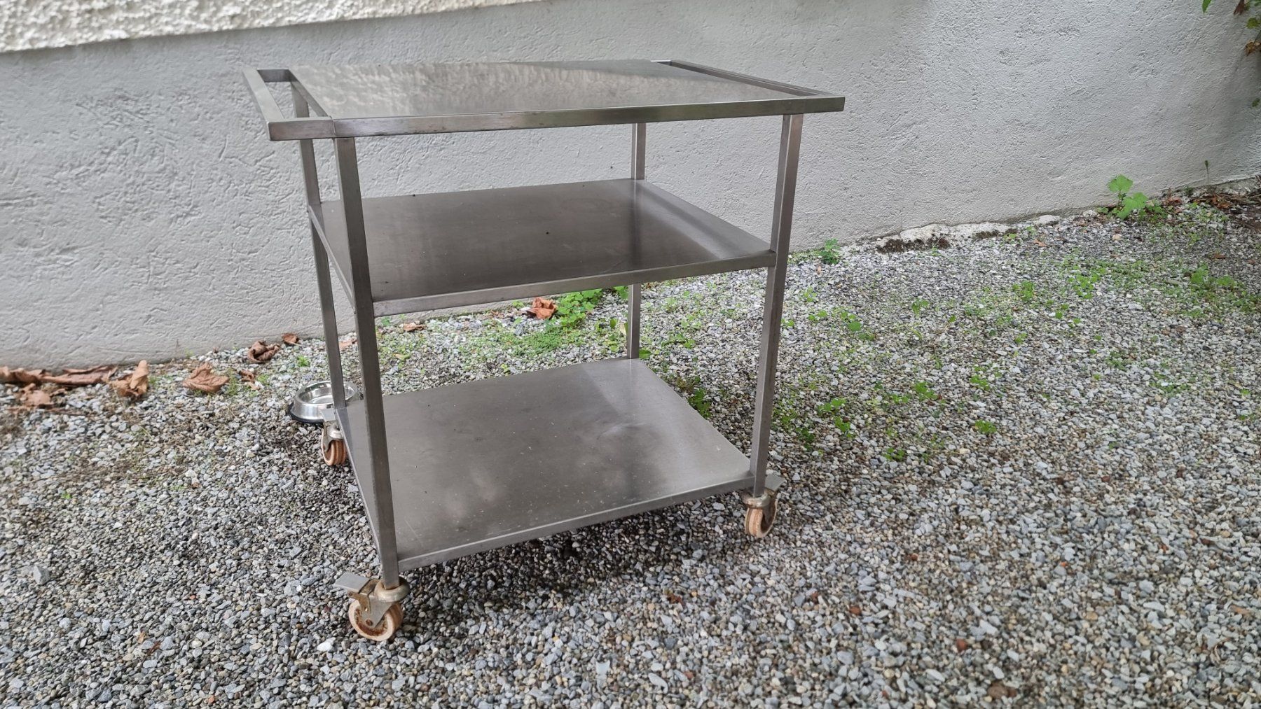 Komplettküchen: Servierwagen Chrome Sehr Stabil!!!! – Gebraucht aus Kloten von sue037 1