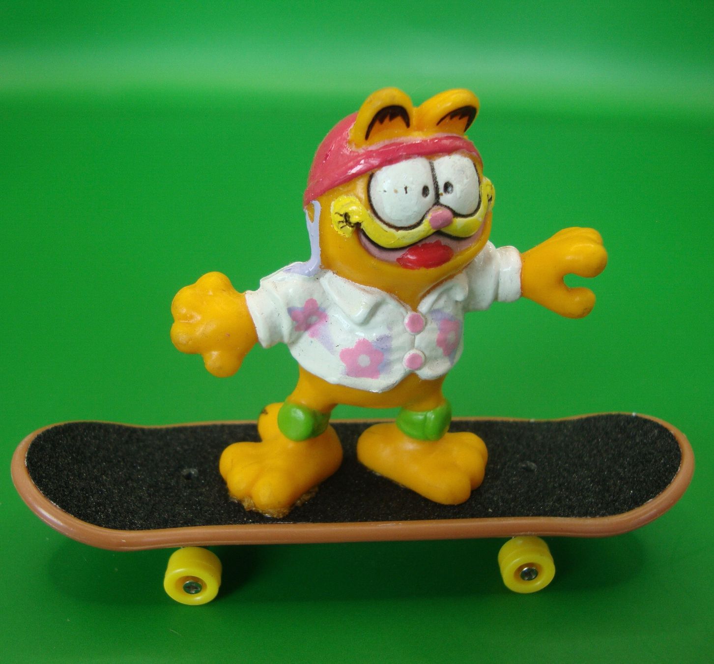 Bullyland Statuette: Garfield stehend auf Rollbrett 1986 Bully – Usato da Basel venduto da pink2010
