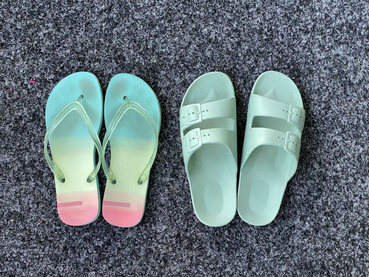 Scarpe da donna: 2x Strandschuhe Flip Flops, Gr.39-40 – Usato da Ehrendingen venduto da Uxaxa