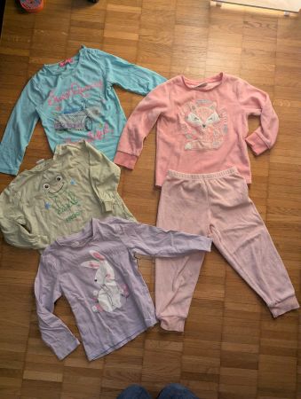 Kinder PJ-Set, Grösse 92/98, Langarmshirts & Pyjama
