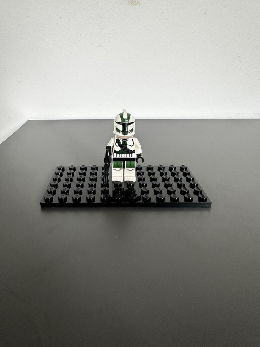 Lego Statuette: LEGO Star Wars Commander Gree – Usato da Fahrwangen venduto da Ysydz