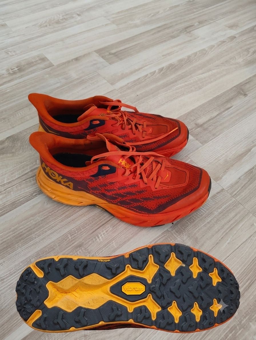 Hoka One One Scarpe da uomo: Baskets Hoka speedgoat 4, taille 46 – Usato da Porrentruy venduto da Florent-JU