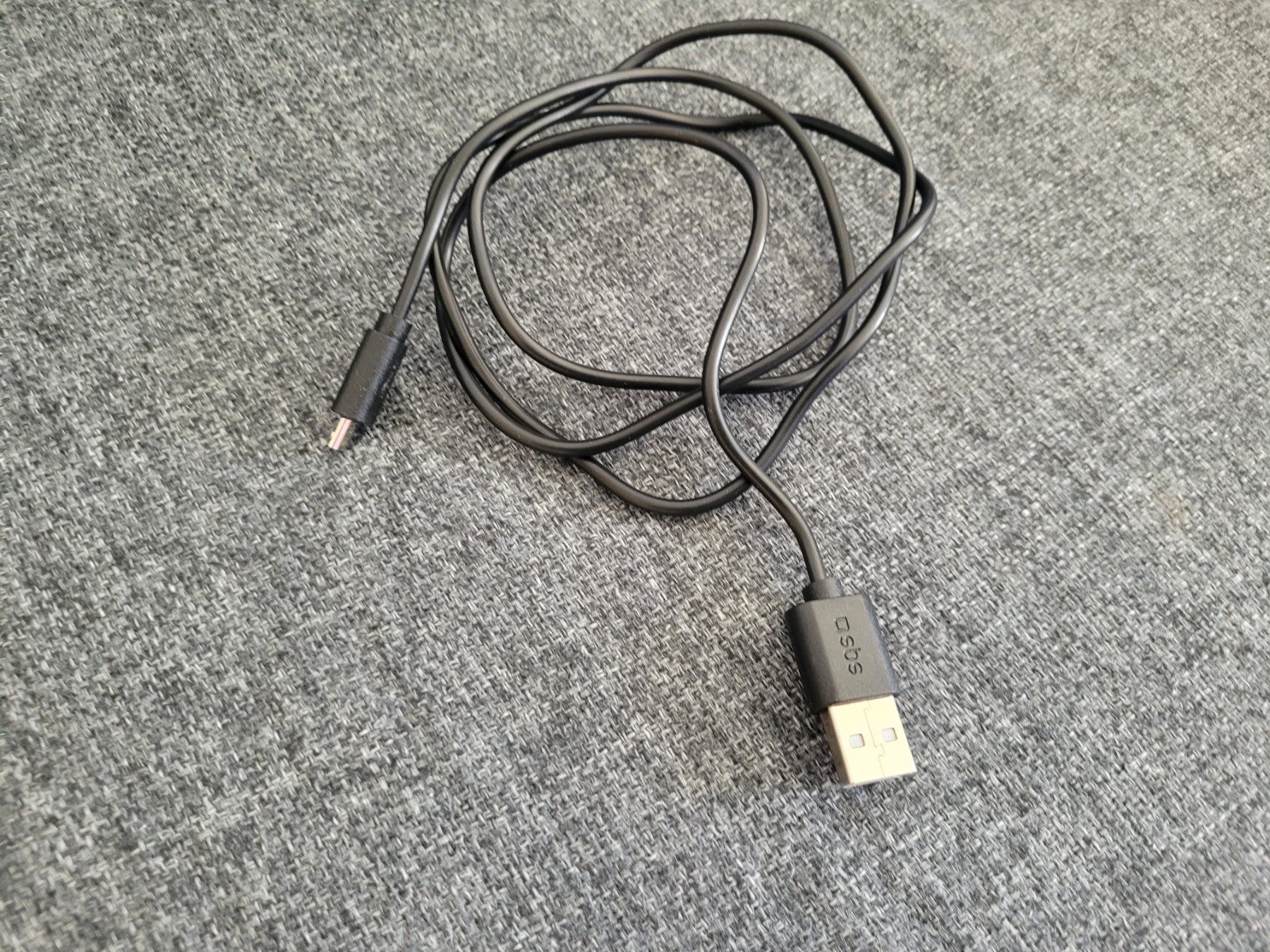 Cavi: Câble USB 2.0, micro-USB-B – Usato da Bionnens venduto da Meg011