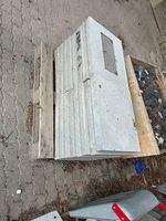 15 Stk. Betonplatten mit Abwurfdeckel