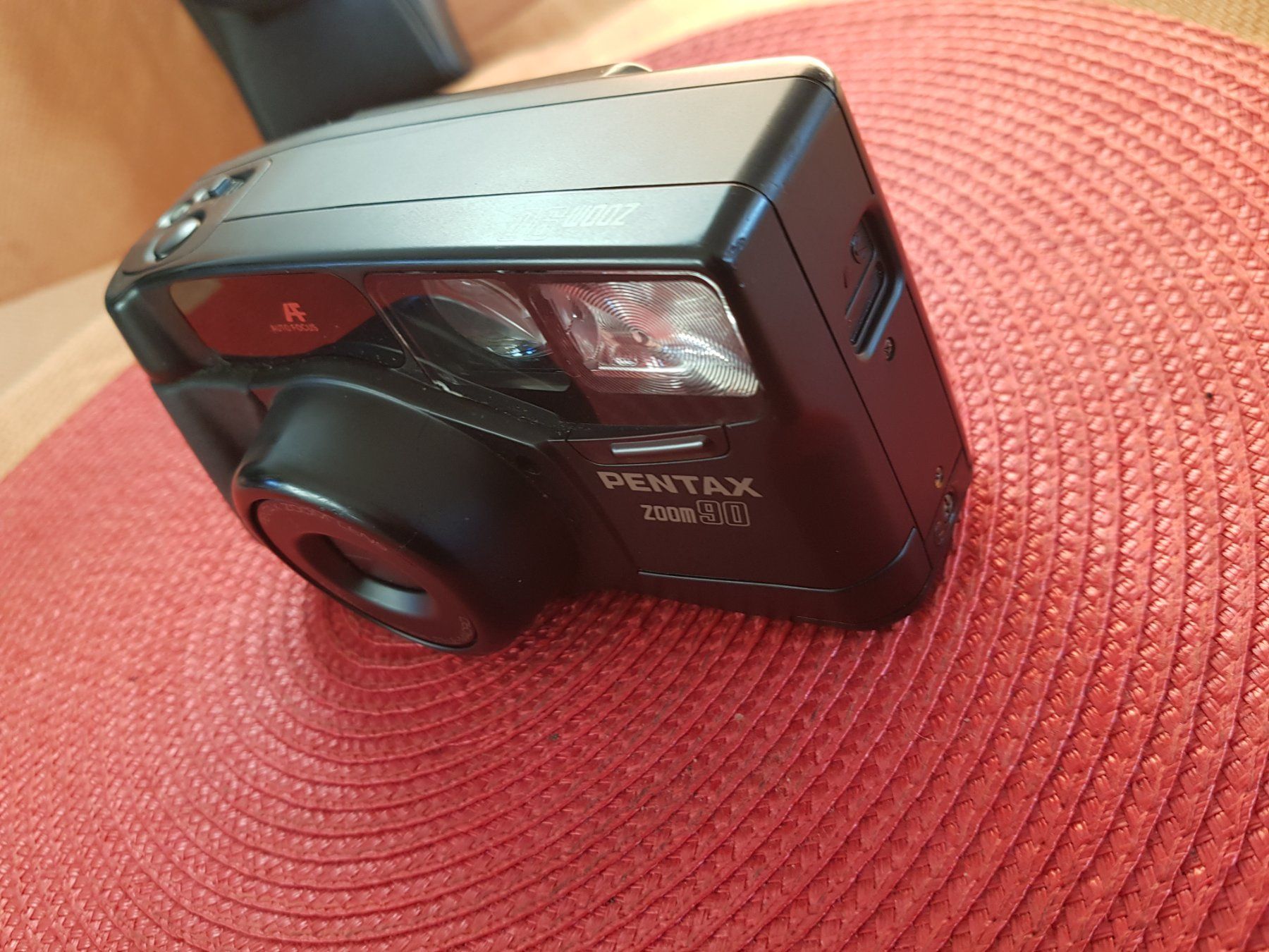 Pentax Fotocamera: Pentax ZOOM 90 mit Tele-Macro 38--90mm – Usato da Biel / bienne venduto da Sarouch9 5