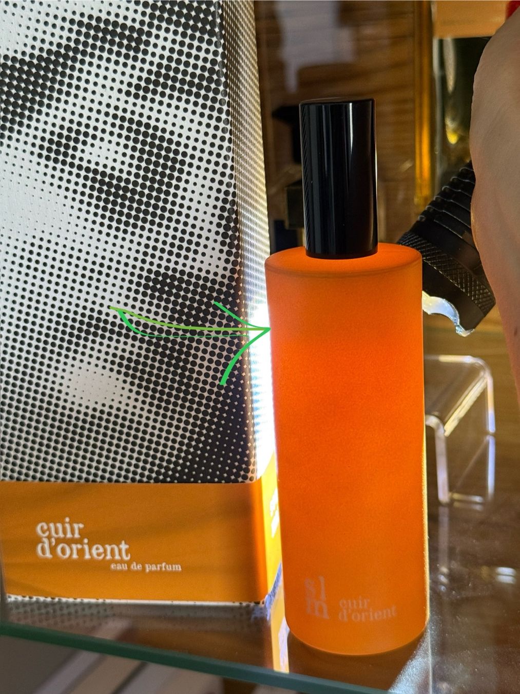 Profumi & Eau de Toilette: Cuir d'Orient Sous le Manteau 100 ml – Usato da Ittigen venduto da iGeorgia 1