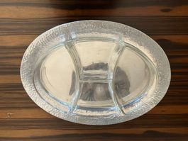 Horsdeuvre Platte Alu- handgehämmert, 4 Glasschalen um 1940