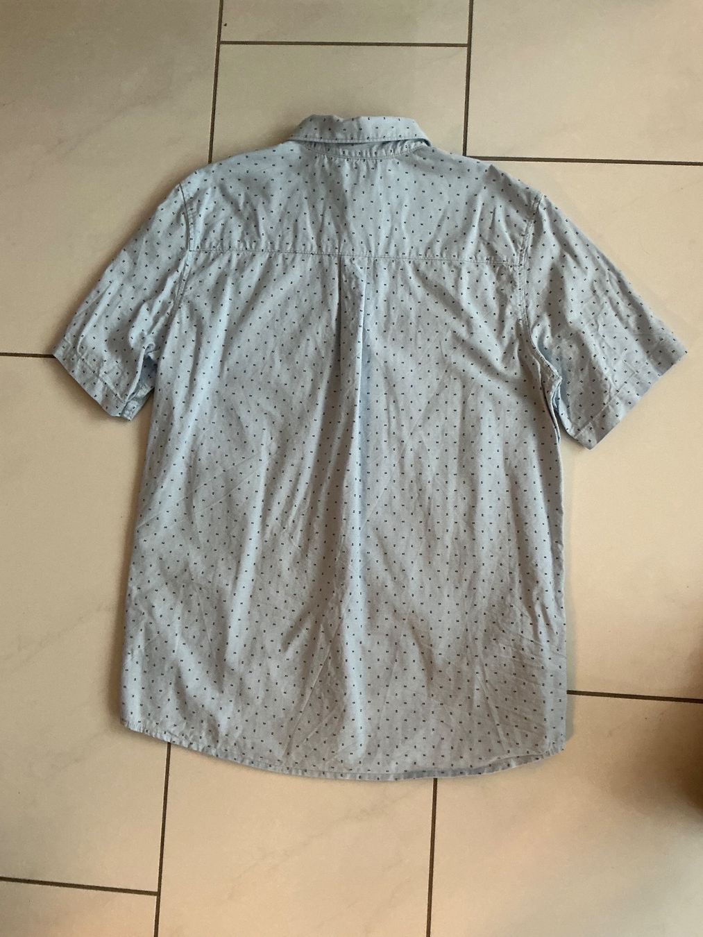 H&M Camicie, T-shirt & Polo: Kurzarm Hemd Gr.170 von H&M – Usato da Biel-Benken BL venduto da Sahra1 2