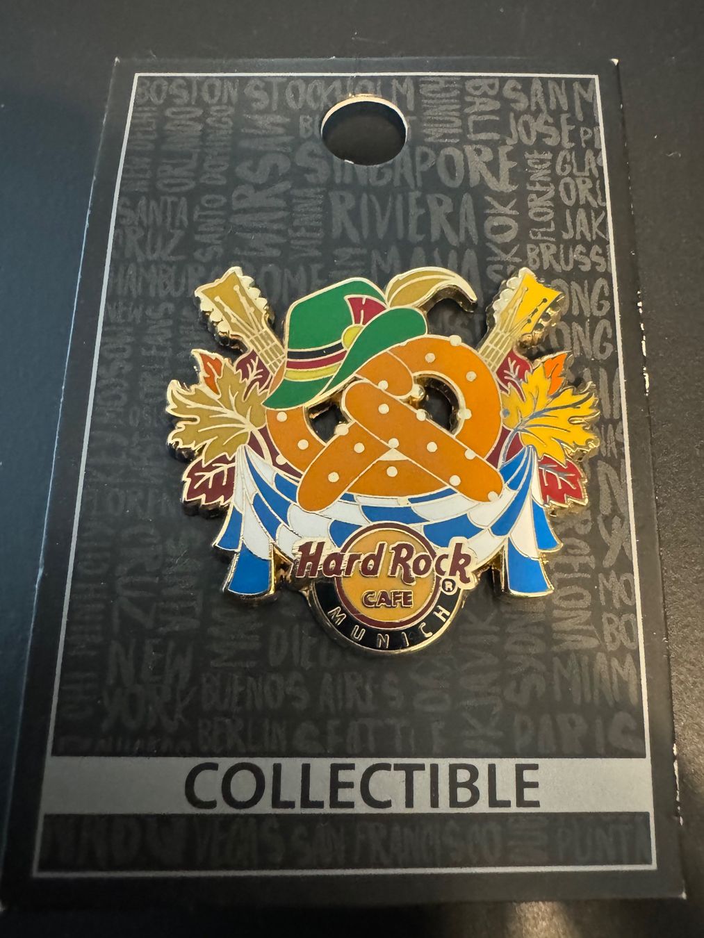 Placchette & Badge: Pin Hard Rock München Munich – Usato da Galgenen venduto da rub_f6kh
