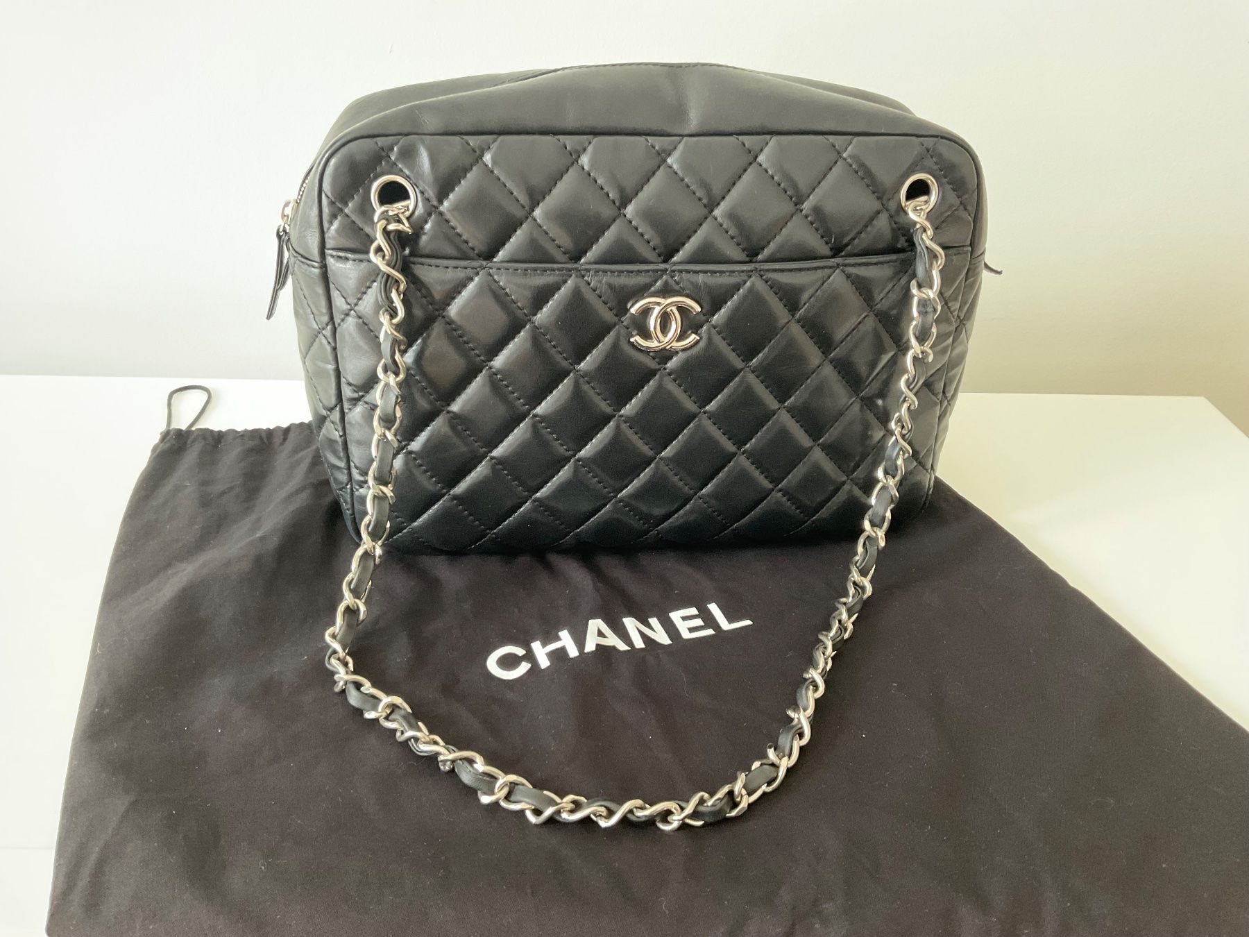 Chanel Borse da donna: CHANEL Camera Case Bag – Usato da Luzern venduto da Miausie 2